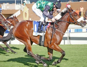 R7 Trinity House wins Unzimkhulu on 14 Apr