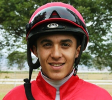 Keagan De Melo - easy winning ride