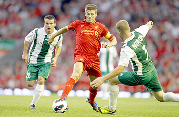 Steven Gerrard, Sergei Matveychik, Tomasz Nowak