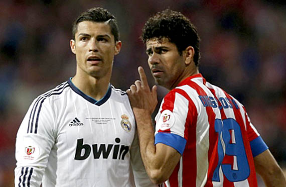 Real Madrid's Cristiano Ronaldo (L) and Atletico de Madrid's Diego Costa
