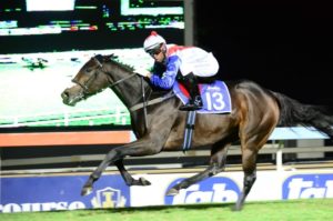 Along Came Polly wins Gr1 Empress Club Stakes