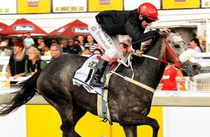 Ilha Bela wins the Gr2 SA Oaks on 2012-04-28