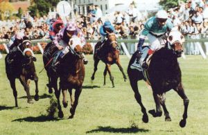 El Picha wins the 1999 Summer Cup