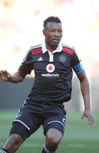 Orlando Pirates Siyabonga Sangweni B14GZSM0996-web_compressed