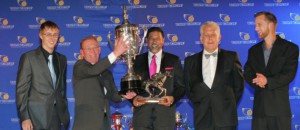A proud Duncan Howells receives his award (Nkosi Hlophe)