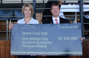 Phumelela hands over cheque to Horse Care Unit