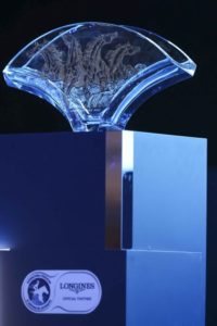 The trophy of the Longines World’s Best Jockey is an exceptional crystal vase named Gingko Apollo Extra, which draws its inspiration from the Apollo fountain of the Chateau de Versailles.