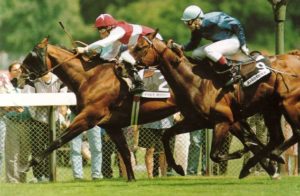 Fort Wood wins the 1993 Gr1 Grand Prix de Paris in record time