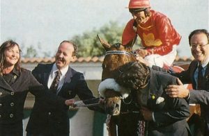 1995 Gr1 Smirnoff Futurity winner, Gold Flier