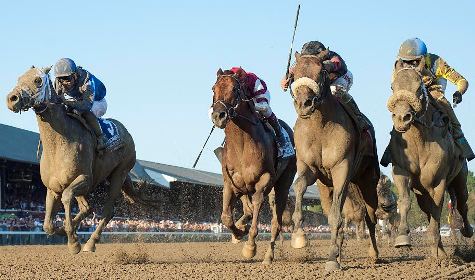Mubtaahij (far right), beaten a head by Ghost Shaman (second right). Credit: Eric Kalet.
