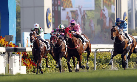 Callan Murray rides Danny Shum-trained Lucky Year to victory in the 1200m G3 Sha Tin Vase at Sha Tin (photo: HKJC)