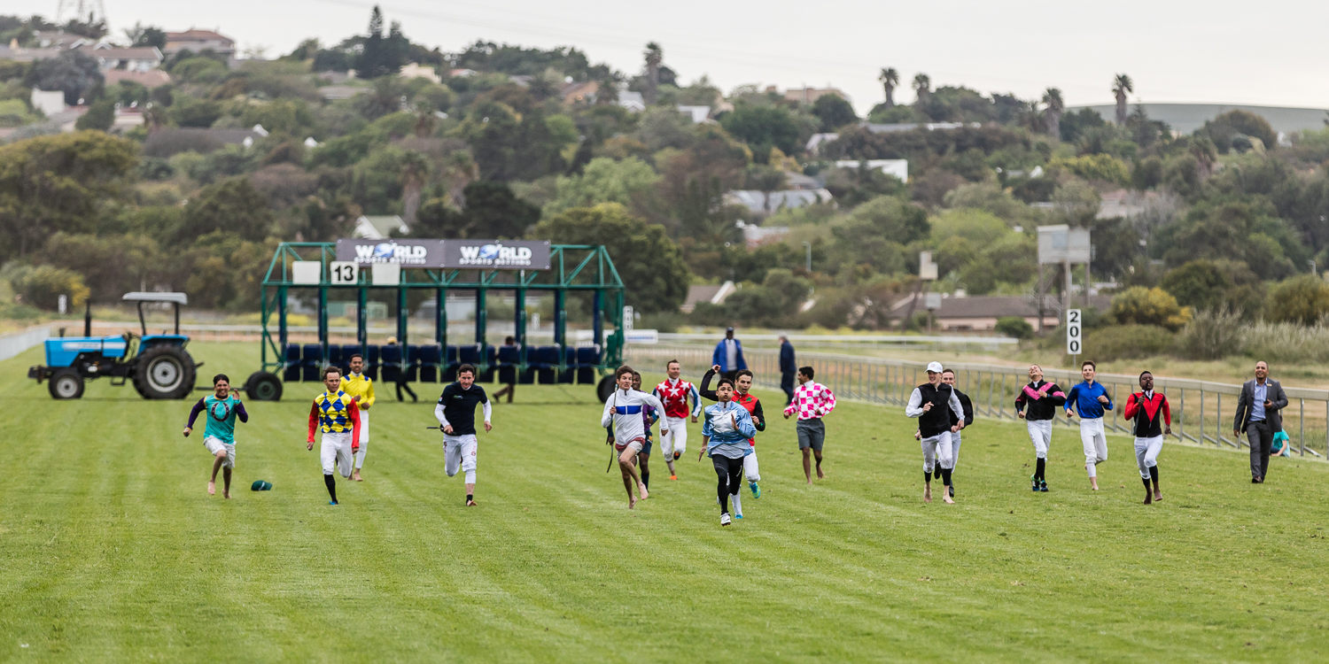 2017 Jockey Chase (photo: hamishNIVENPhotography)