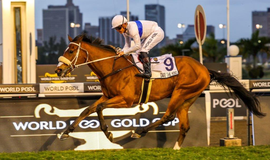 Dave The King saunters home under Richard Fourie (Pic - Candiese Lenferna)