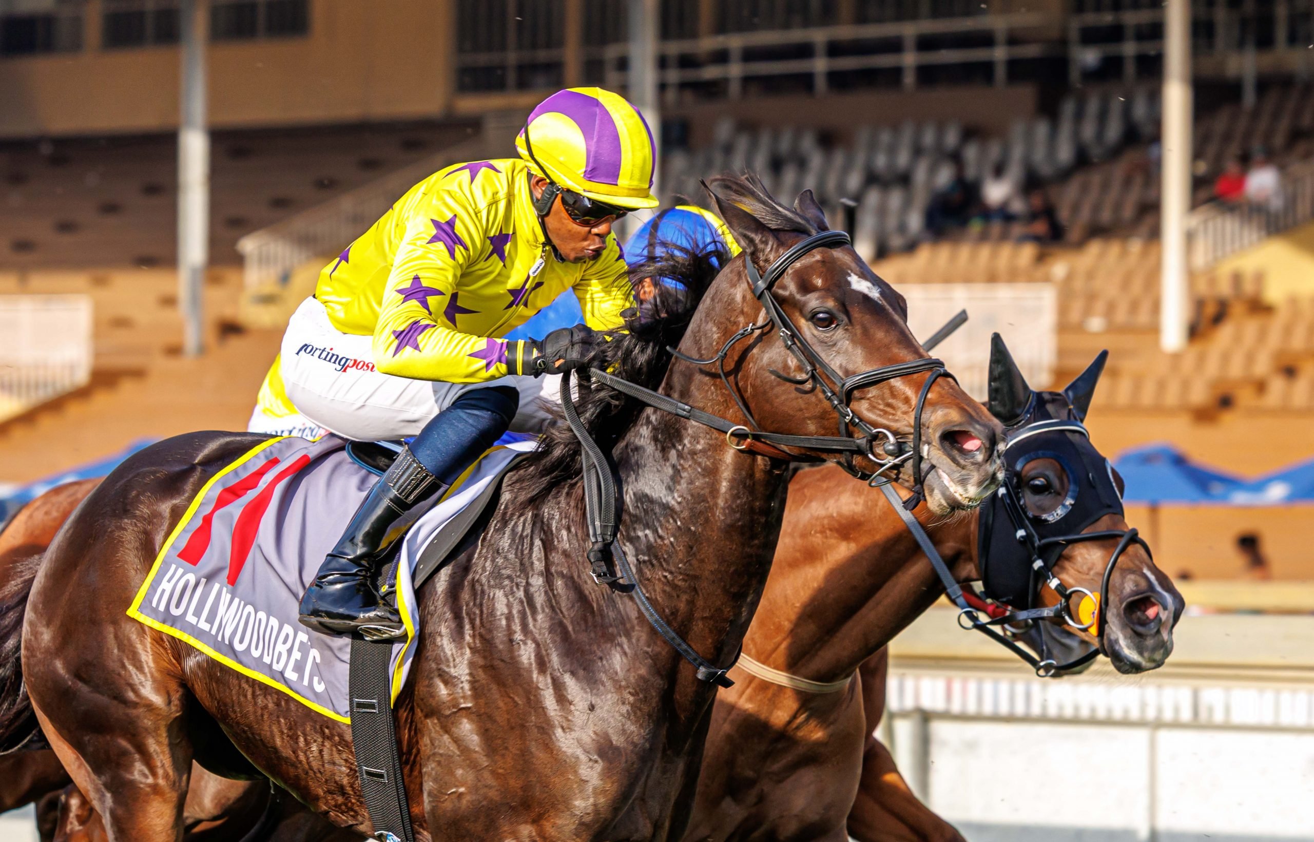 Athandiwe Mgudlwa drives Stars In Heaven to a gun-to-tape victory (Pic - Candiese Lenferna)