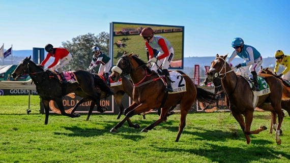 Chase Liebenberg caught the nailbiting action at Hollywoodbets Scottsville last Saturday