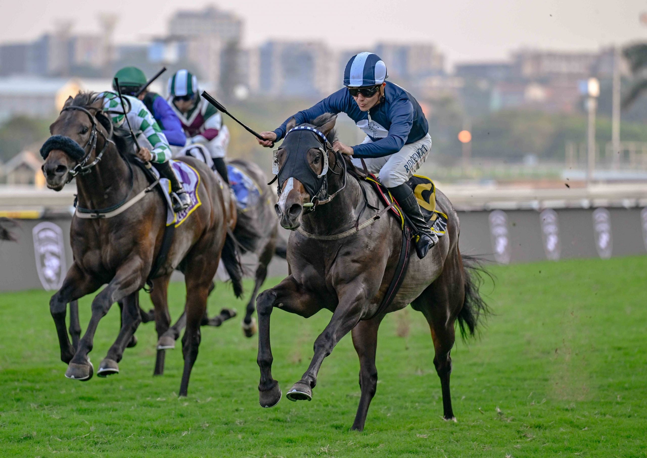 Malmesbury Missile (Richard Fourie) sweeps past the opponents to register his first stakes success (Pic - Chase Liebenberg)
